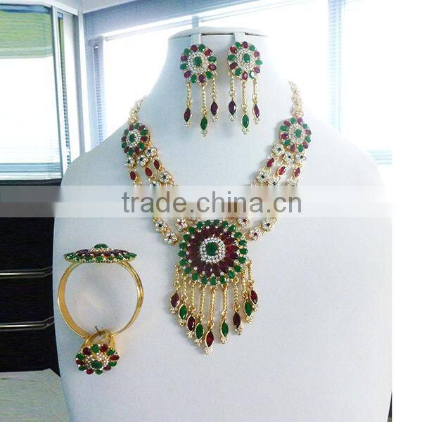 New design gold plated costume jewelry gold necklace and bracelet micro zircon set