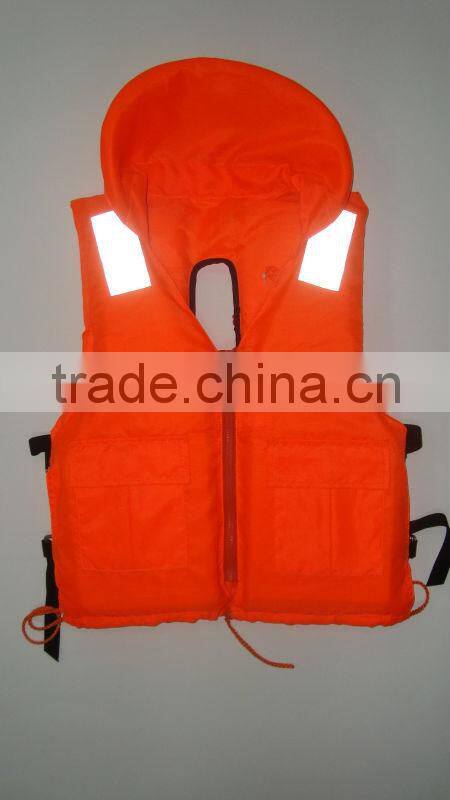 reflective life jacket
