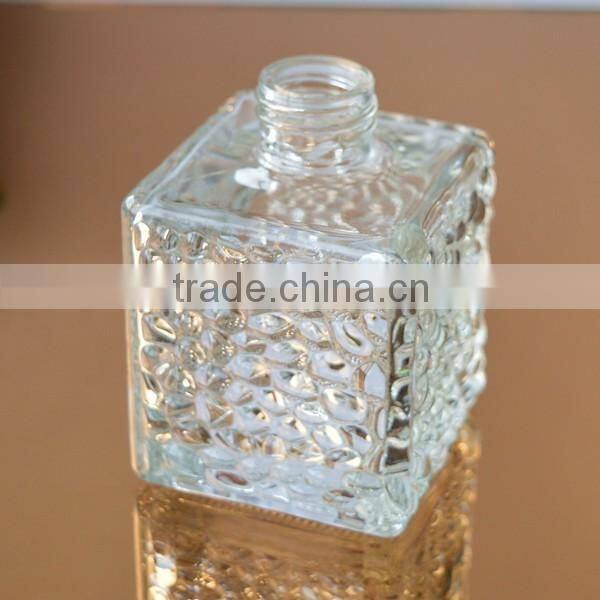 Home decor embossed patterned Square glass diffuser bottle Cattelan Factory direct Supply