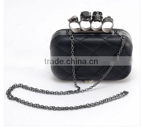 Four-Finger Hard Purse