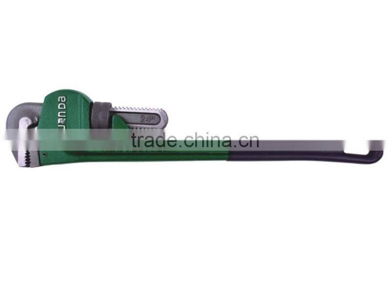 American heavy pipe wrench