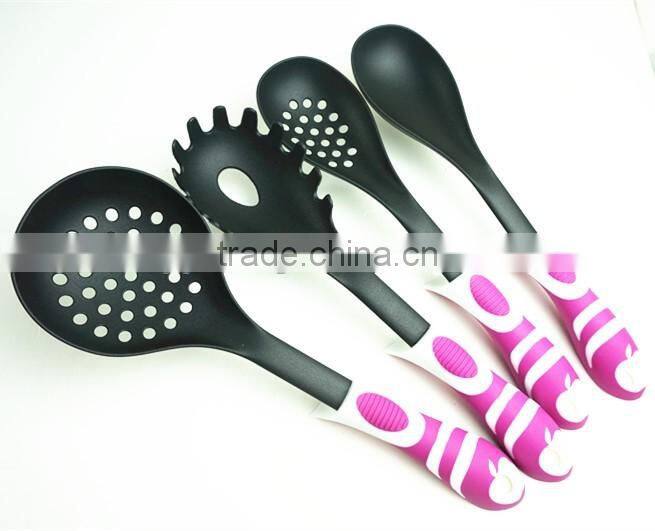 33057 Kitchen Cooking Utensils with Built-in Stand