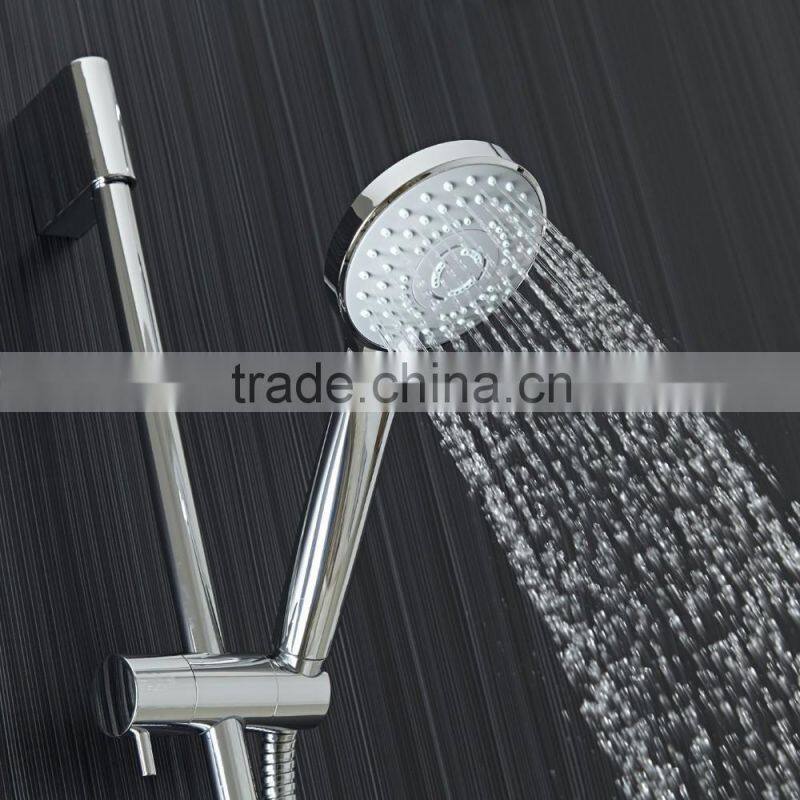 Multi function rain handset showerhead