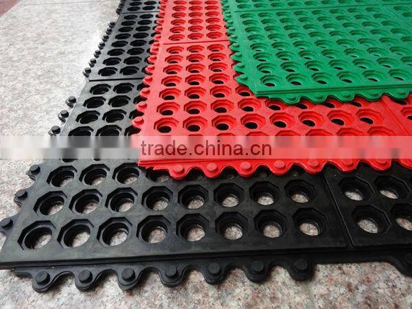 Interlocking Rubber hole mat