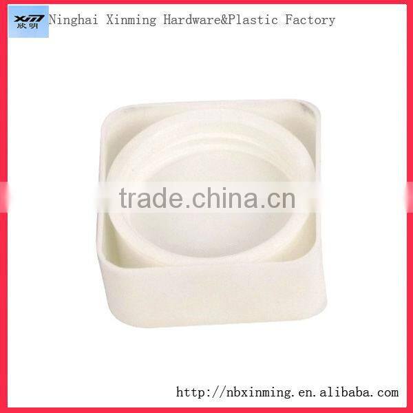 Wholesale produce Beautiful crystal perfume bottle with flower cap