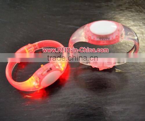 Hot Selling RFID Custom Design Wristbands with LED