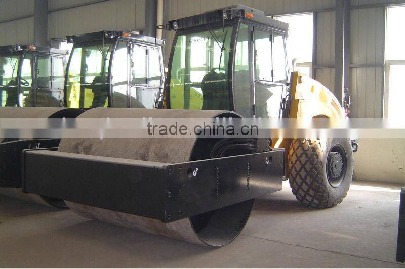 Hydraulic vibratory roller with advanced motor for sale