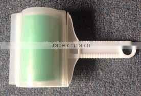 Sticky Buddy with adjustable handle