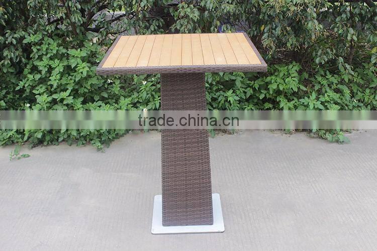High Bar Furniture Set Rattan Table And Bar Stool
