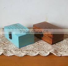 Simple design small wooden box for your jewely
