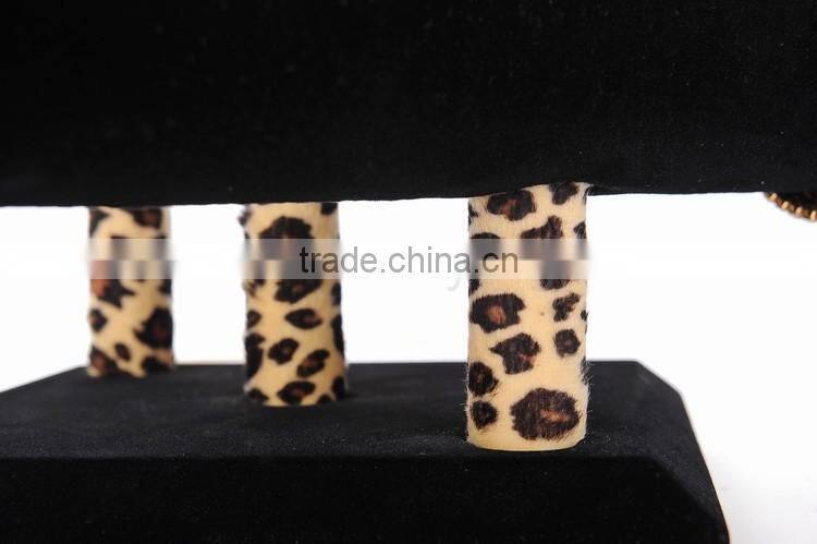 2016 classical 3 tiers wooden bracelet display stand wholesale