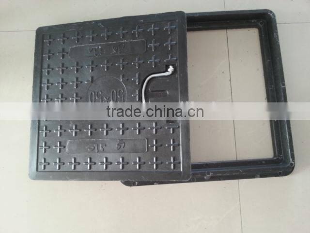square polymer manhole cover with handle