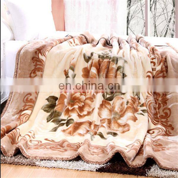 DIfferent designs stock cheap wholesale blankets