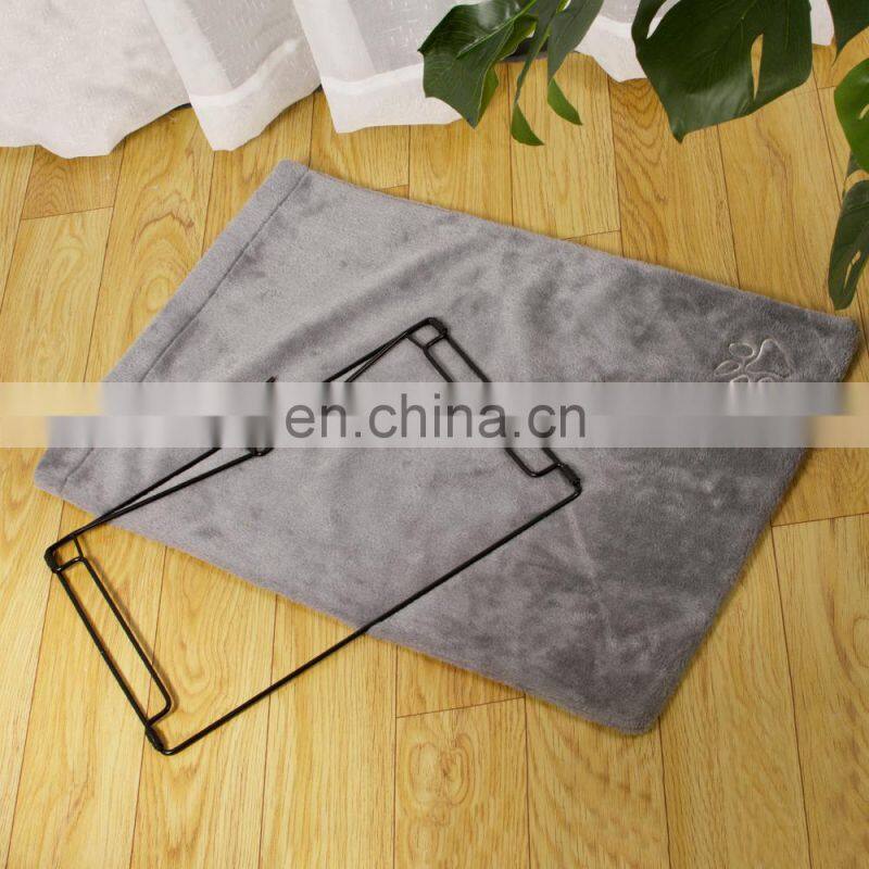 Wholesale Luxury Elegant Modern Outdoor Princess Wicker Felt Felted Wool Bamboo Cave Radiator Soft Furniture Cat Scratcher Bed