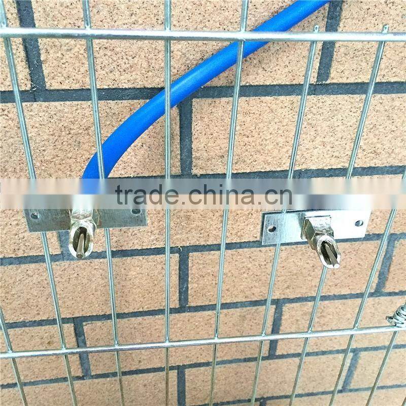 Automatic rabbit nipple drinker for rabbit in cage