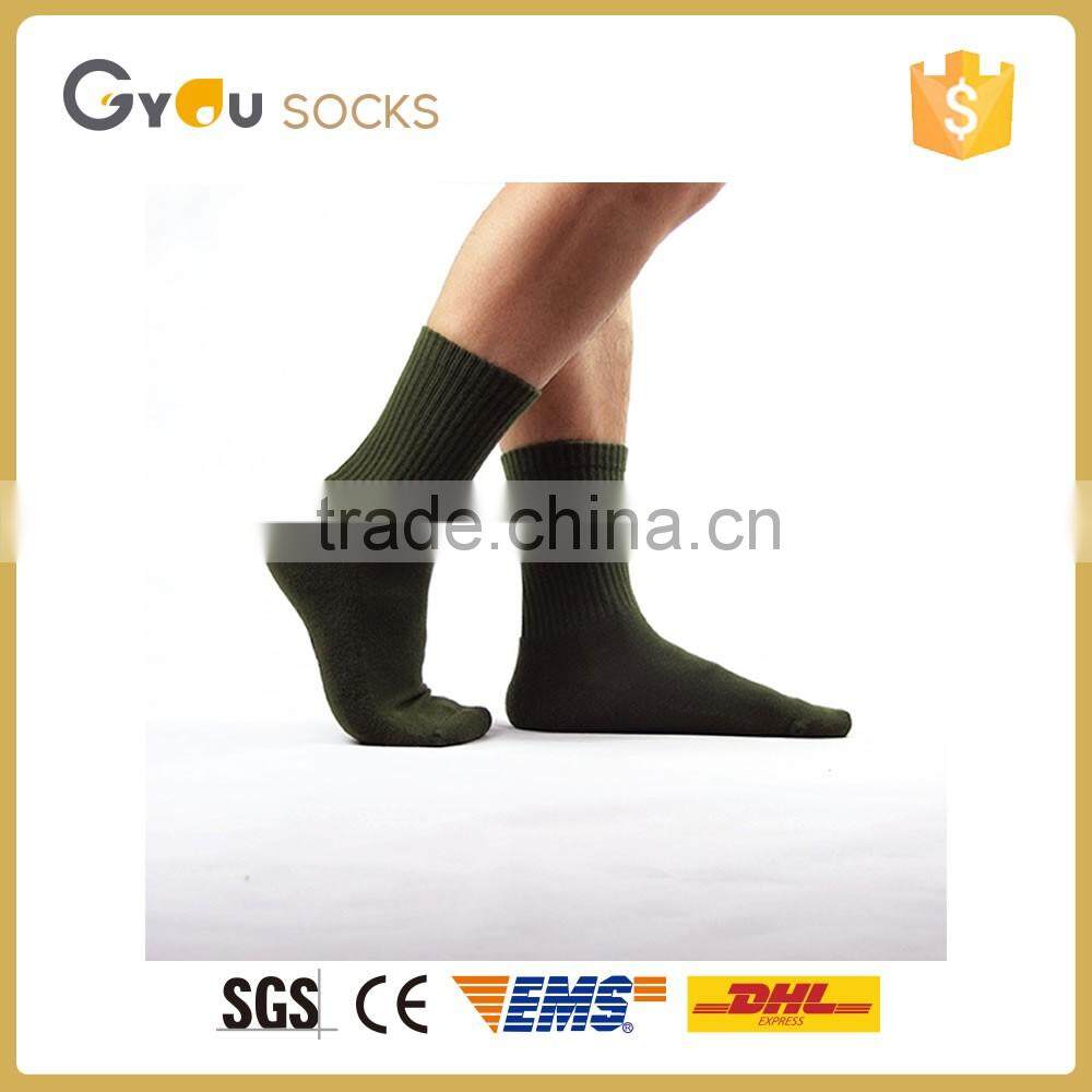 Quality wholesale socks black knitted sports athletic socks