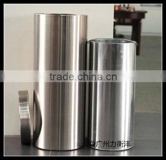 opening top trash can, rubbish bin