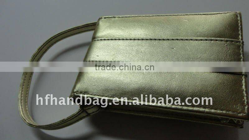 gold pattern leather purse