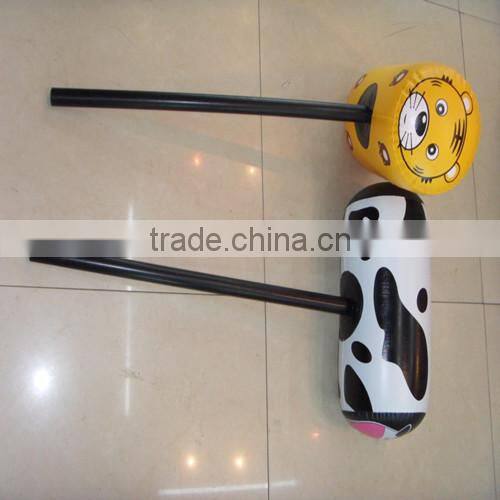 customized PVC Big crazy inflatable hammer toys for promotion