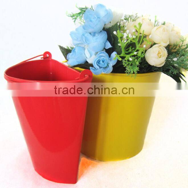 wall-mounted metal half round flower pot