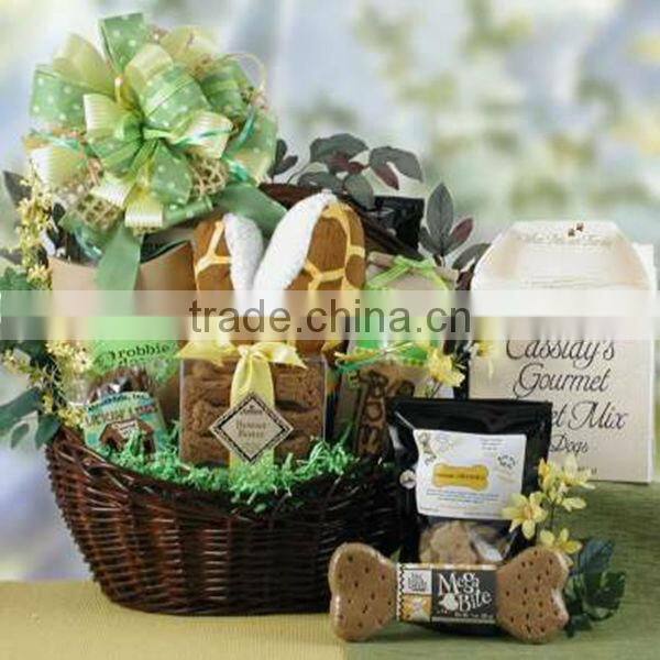 2014 Linyi new cheap swinging gifts basket with handle
