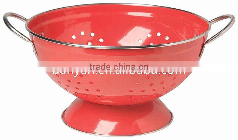 Wholesale Kitchen Food Washing Self Draining Pasta Bowl Wide Grip Handles