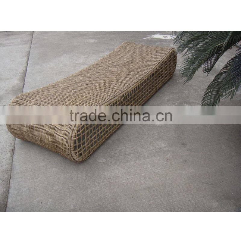 Outdoor Elegant Rattan Sofa Lounger Bed