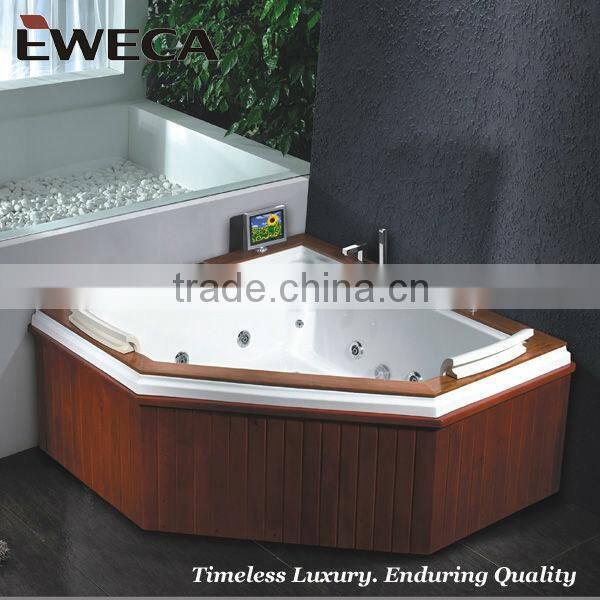 Corner Wooden Apron Water Jets Bathtub