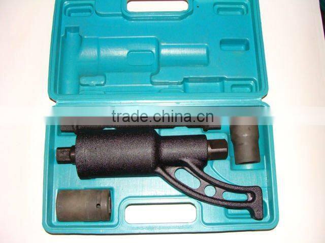 Manual torque wrench