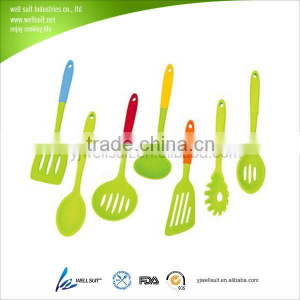 high quality hot sell silicone solid spoon