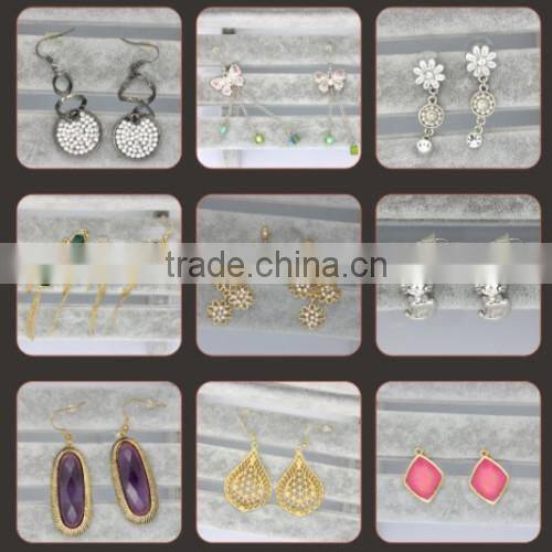 gold beautiful designed earrings for girls