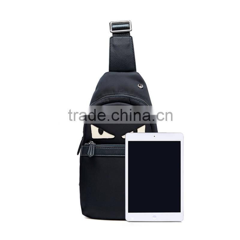Wholesale fashion nylon cross body bags casual messenger bag for men