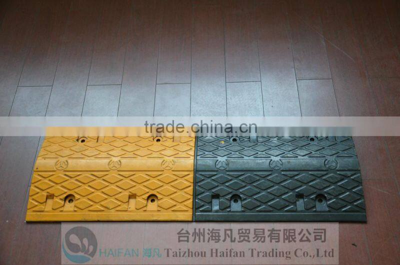 500*320*40mm rubber speed bump used in Intersection/durable reflective speed bump for Crossroads/protable speed hump
