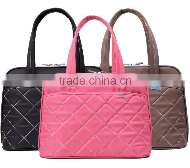 2012 Popular 14.1" soft nylon ladies hand bags