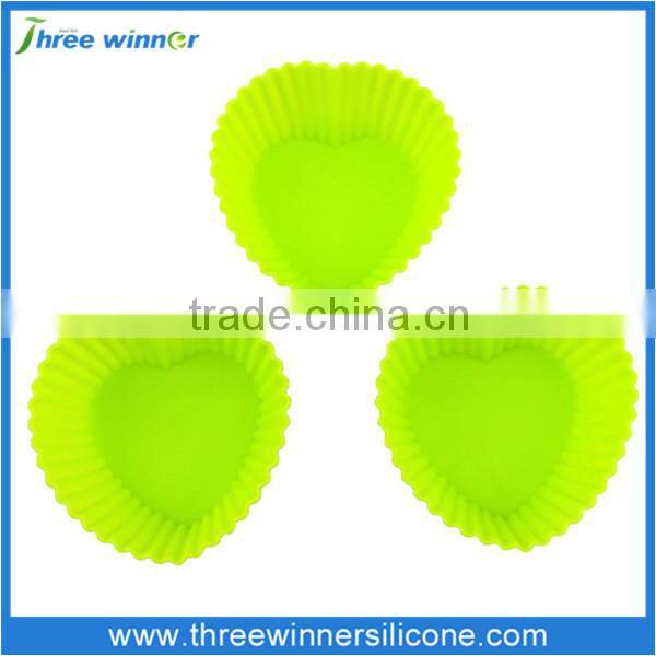 Baking heart shape cake silicone cupcake maker