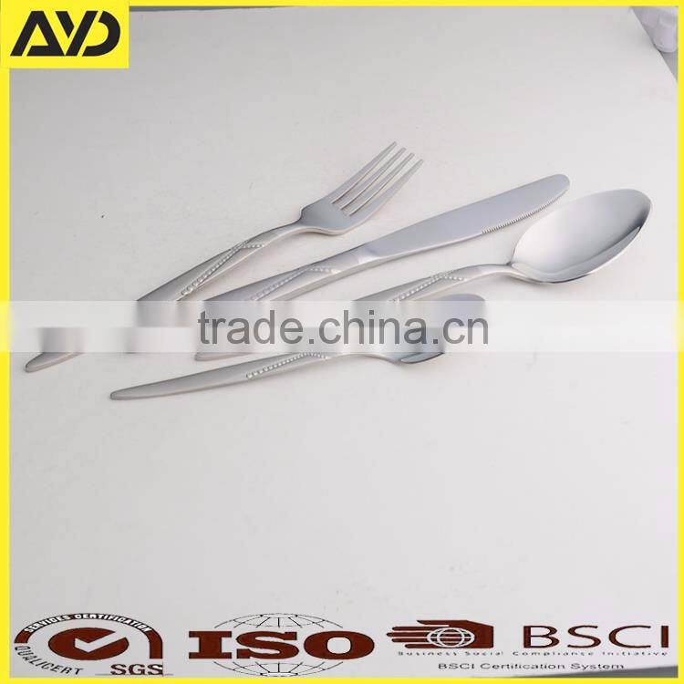 24Piece Luxury 18/10 Steel Cutlery Set with Lifetime Guarantee
