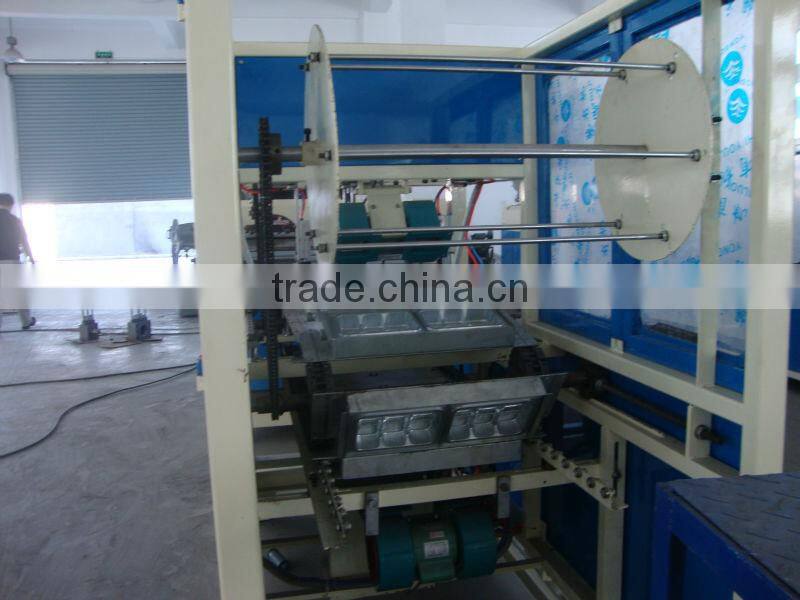 Food divider plate making machine