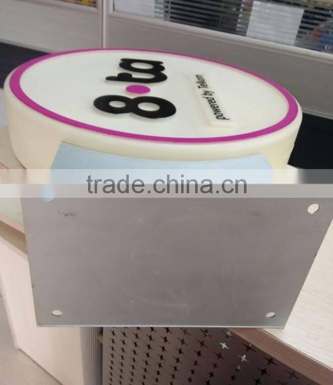 OEM Blow Molding Plastic Billboard PE Digital Billboard Warning Signs Hui Zhou Factory