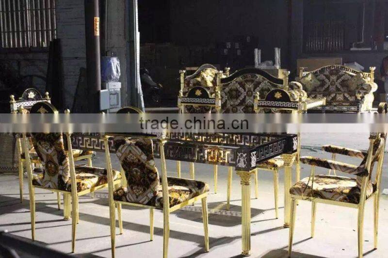 Italy Gorgeous 18/24K Gold Plated Living Room Furniture/ European Classic Royal Brass Carving Fabric Upholstery Gilded Sofa Set