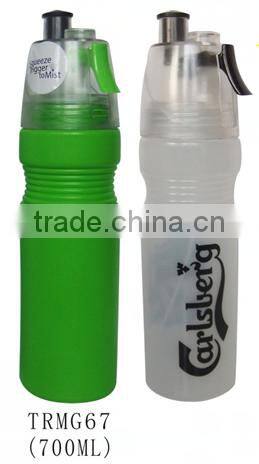 Portable 750ml plastic summer cooling mist spray sports drink bottle with straw