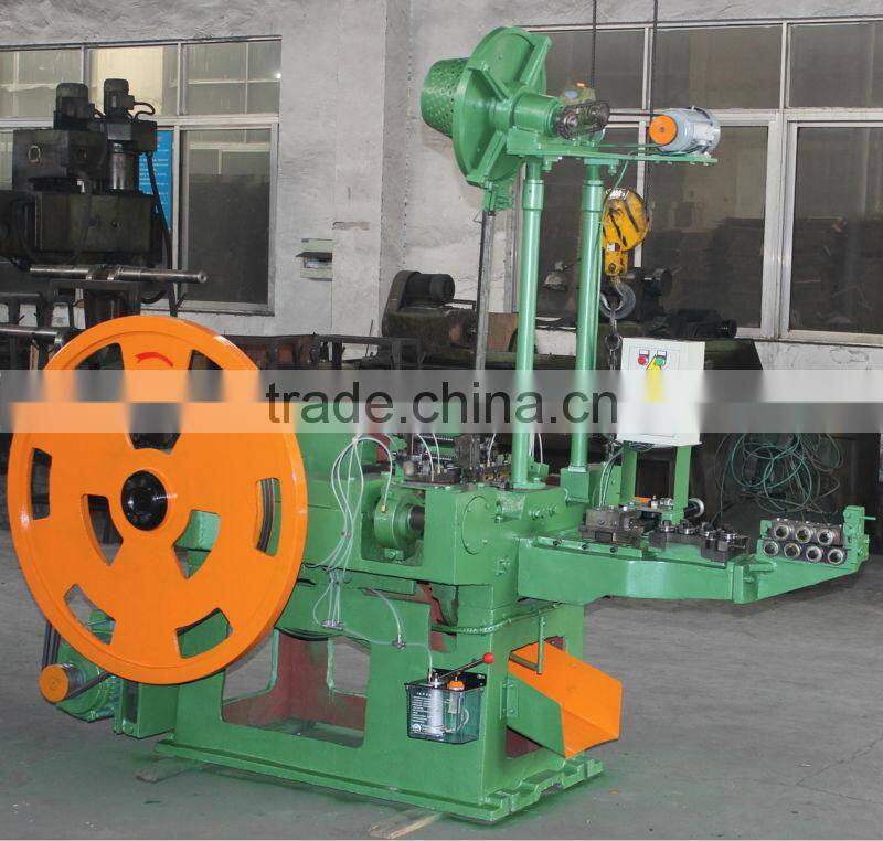 Factory Supply Good Quality Umbrella Roofing Nail Making Machine from China