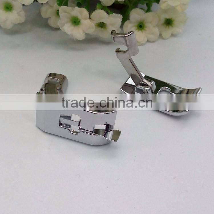 SEWING MACHINES SLANT NEEDLE SCREW ON OVERCAST, OVERLOCK FOOT WILL FIT SINGER 255S