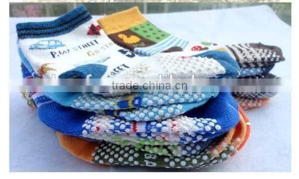 100%cotton cartoon anti-slip children socks