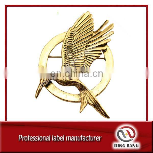 High Quality Custom Made Giveaway Vintage Style And Brooch Type Unfading Souvenir Bird Bronze Decorarion Badge