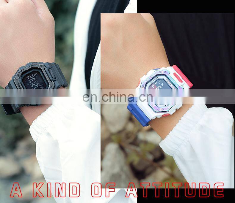 SMAEL 8059 Digital Watch Men Sports Waterproof Stopwatch Alarm Clock Rubber Strap Military Wristwatches Watches Led Digital