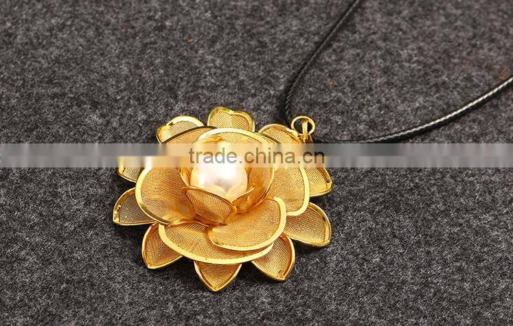 2016 Trending Hot Products Sweater Flower Necklace Pearl Necklace For Women