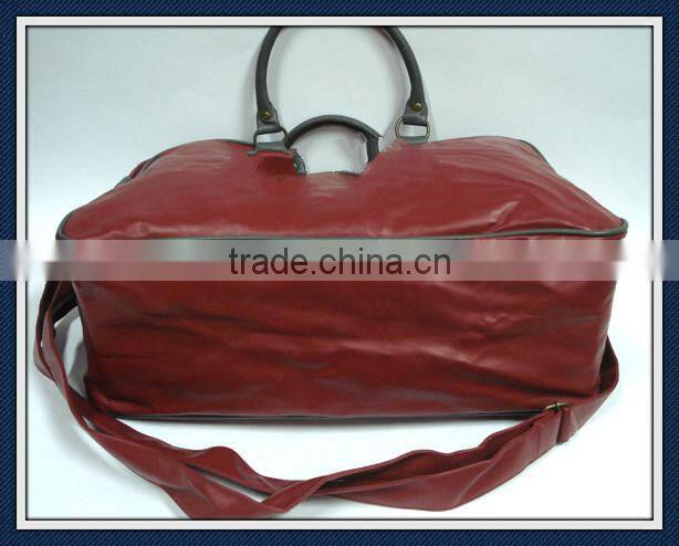 Leather weekend bag travel bag