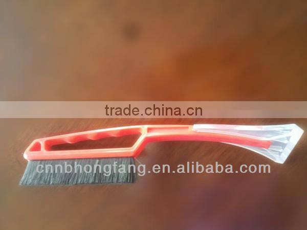 HOT SALE ! Car Ice Scraper with Plastic Handle Children's Shovel