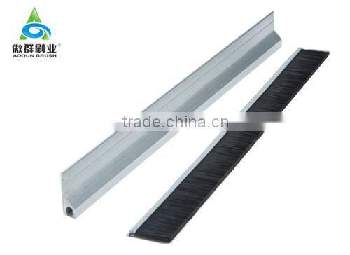 Customstripping brush -free sample