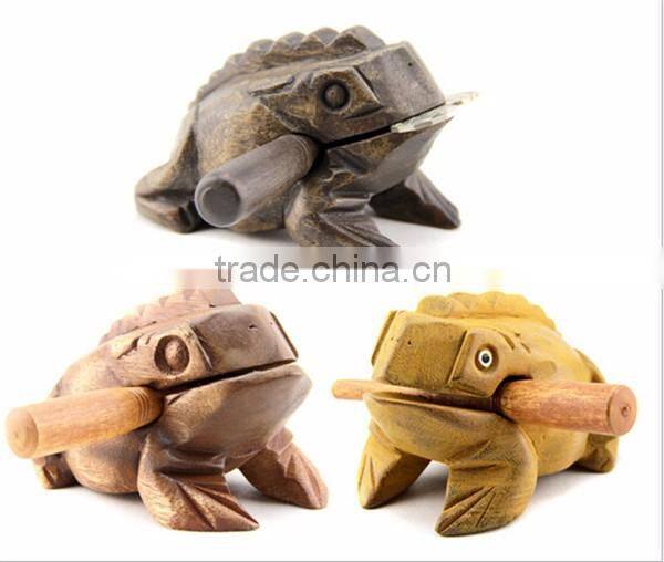 singing decorative wooden croaking frog